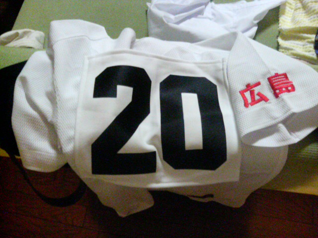 ���̉摜�̒��쌠��
Hiroshima Inline Hockey League(HIHL)�ɂ���܂��B�摜�f�[�^�̖��f�]�p�͌ł����f��\���グ�܂��B