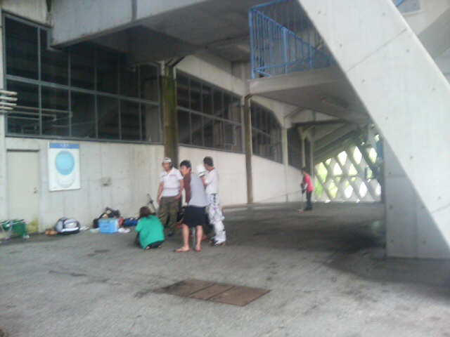 ���̉摜�̒��쌠��
Hiroshima Inline Hockey League(HIHL)�ɂ���܂��B�摜�f�[�^�̖��f�]�p�͌ł����f��\���グ�܂��B