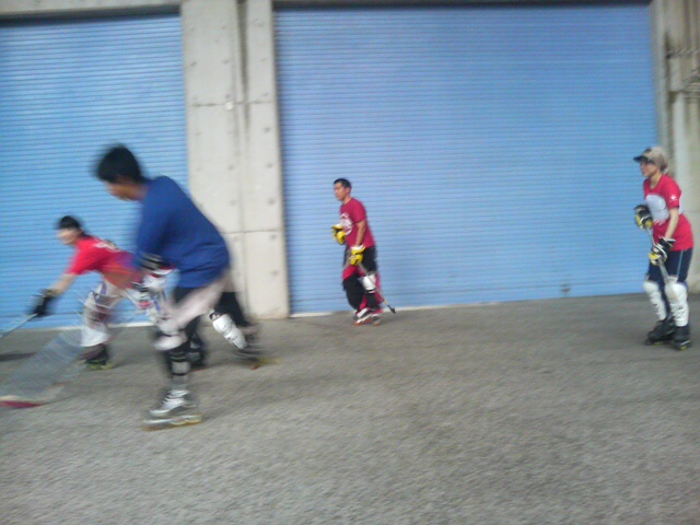 ���̉摜�̒��쌠��
Hiroshima Inline Hockey League(HIHL)�ɂ���܂��B�摜�f�[�^�̖��f�]�p�͌ł����f��\���グ�܂��B