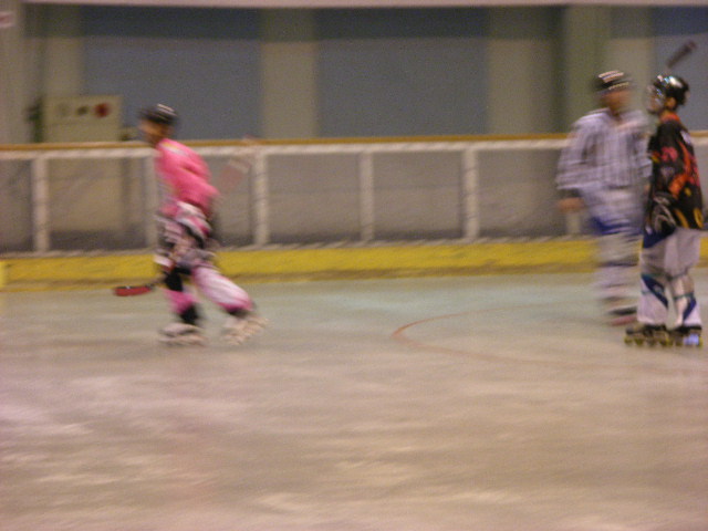 ���̉摜�̒��쌠��
Hiroshima Inline Hockey League(HIHL)�ɂ���܂��B�摜�f�[�^�̖��f�]�p�͌ł����f��\���グ�܂��B