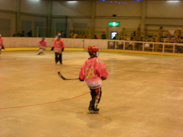 ���̉摜�̒��쌠��
Hiroshima Inline Hockey League(HIHL)�ɂ���܂��B�摜�f�[�^�̖��f�]�p�͌ł����f��\���グ�܂��B