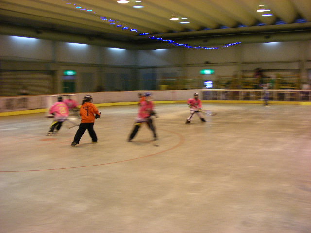 ���̉摜�̒��쌠��
Hiroshima Inline Hockey League(HIHL)�ɂ���܂��B�摜�f�[�^�̖��f�]�p�͌ł����f��\���グ�܂��B