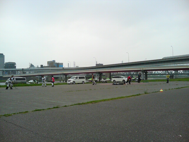 ���̉摜�̒��쌠��
Hiroshima Inline Hockey League(HIHL)�ɂ���܂��B�摜�f�[�^�̖��f�]�p�͌ł����f��\���グ�܂��B