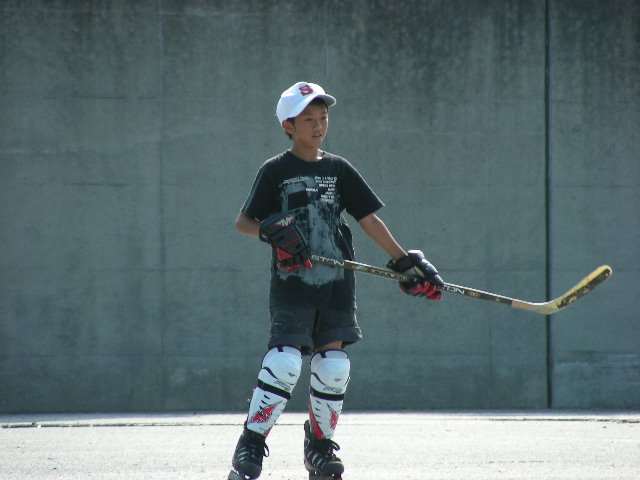 ���̉摜�̒��쌠��
Hiroshima Inline Hockey League(HIHL)�ɂ���܂��B�摜�f�[�^�̖��f�]�p�͌ł����f��\���グ�܂��B