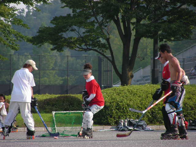 ���̉摜�̒��쌠��
Hiroshima Inline Hockey League(HIHL)�ɂ���܂��B�摜�f�[�^�̖��f�]�p�͌ł����f��\���グ�܂��B