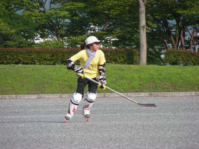 ���̉摜�̒��쌠��
Hiroshima Inline Hockey League(HIHL)�ɂ���܂��B�摜�f�[�^�̖��f�]�p�͌ł����f��\���グ�܂��B