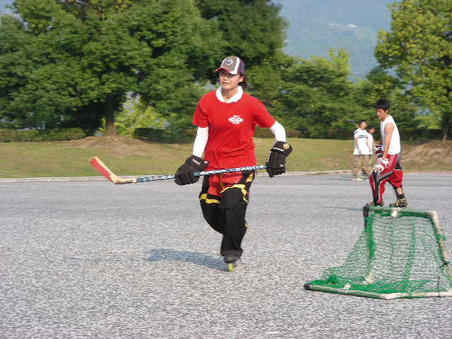 ���̉摜�̒��쌠��
Hiroshima Inline Hockey League(HIHL)�ɂ���܂��B�摜�f�[�^�̖��f�]�p�͌ł����f��\���グ�܂��B