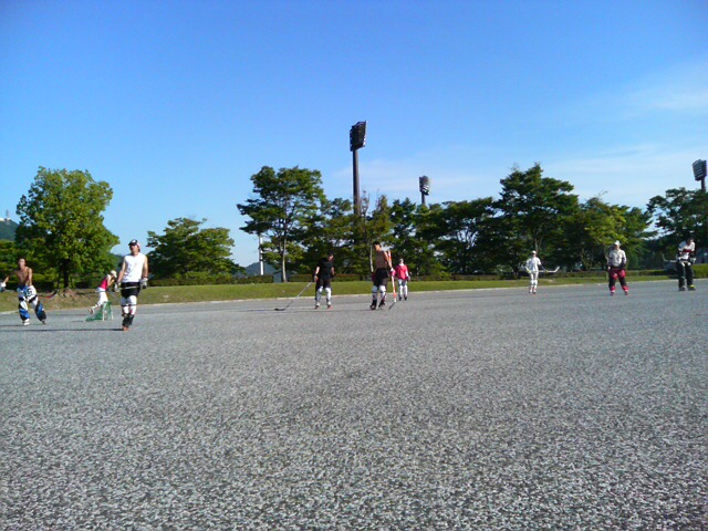 ���̉摜�̒��쌠��
Hiroshima Inline Hockey League(HIHL)�ɂ���܂��B�摜�f�[�^�̖��f�]�p�͌ł����f��\���グ�܂��B