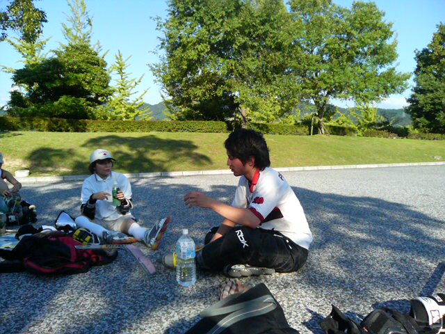 ���̉摜�̒��쌠��
Hiroshima Inline Hockey League(HIHL)�ɂ���܂��B�摜�f�[�^�̖��f�]�p�͌ł����f��\���グ�܂��B