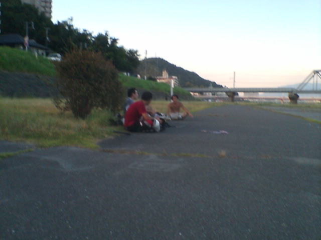 ���̉摜�̒��쌠��
Hiroshima Inline Hockey League(HIHL)�ɂ���܂��B�摜�f�[�^�̖��f�]�p�͌ł����f��\���グ�܂��B