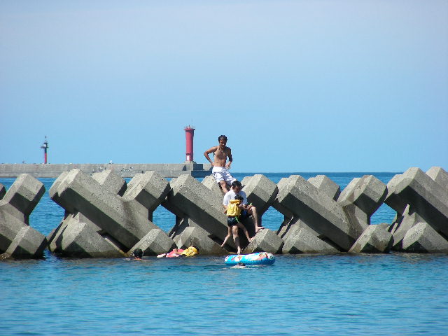 ���̉摜�̒��쌠��
Hiroshima Inline Hockey League(HIHL)�ɂ���܂��B�摜�f�[�^�̖��f�]�p�͌ł����f��\���グ�܂��B