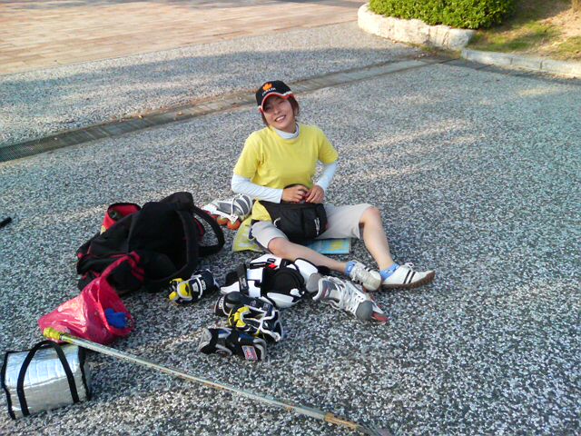 ���̉摜�̒��쌠��
Hiroshima Inline Hockey League(HIHL)�ɂ���܂��B�摜�f�[�^�̖��f�]�p�͌ł����f��\���グ�܂��B