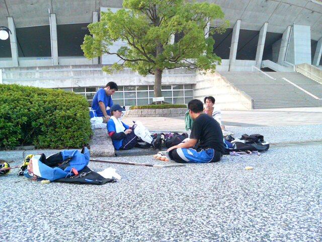 ���̉摜�̒��쌠��
Hiroshima Inline Hockey League(HIHL)�ɂ���܂��B�摜�f�[�^�̖��f�]�p�͌ł����f��\���グ�܂��B