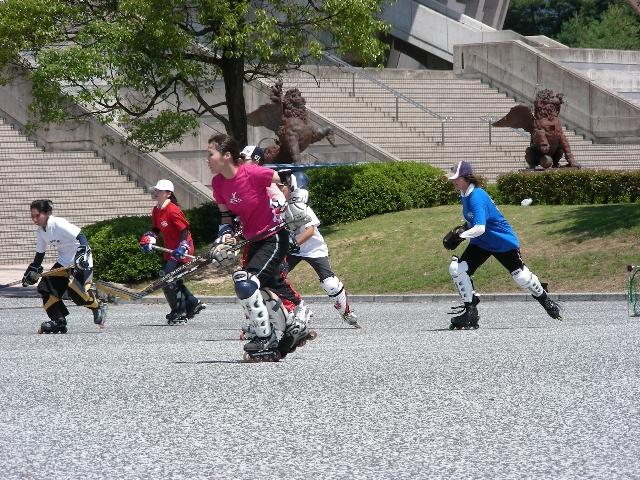 ���̉摜�̒��쌠��
Hiroshima Inline Hockey League(HIHL)�ɂ���܂��B�摜�f�[�^�̖��f�]�p�͌ł����f��\���グ�܂��B