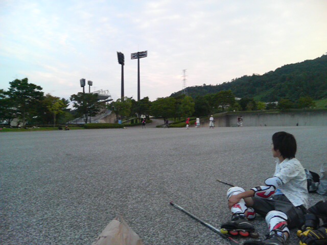 ���̉摜�̒��쌠��
Hiroshima Inline Hockey League(HIHL)�ɂ���܂��B�摜�f�[�^�̖��f�]�p�͌ł����f��\���グ�܂��B