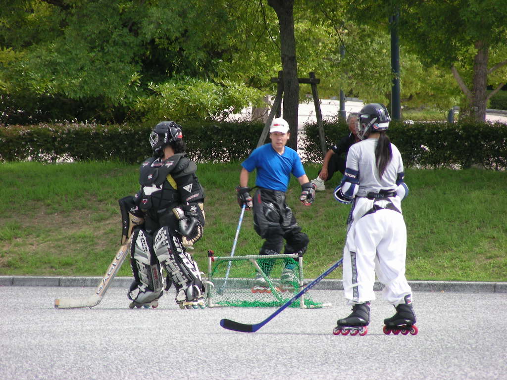 ���̉摜�̒��쌠��
Hiroshima Inline Hockey League(HIHL)�ɂ���܂��B�摜�f�[�^�̖��f�]�p�͌ł����f��\���グ�܂��B