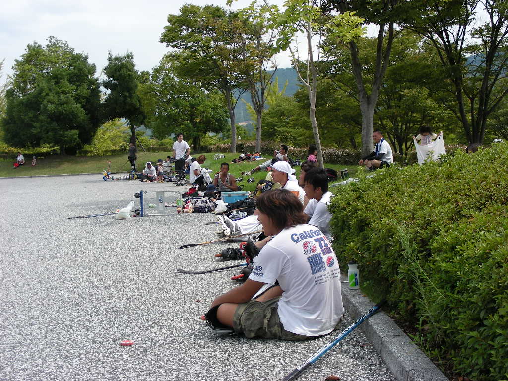 ���̉摜�̒��쌠��
Hiroshima Inline Hockey League(HIHL)�ɂ���܂��B�摜�f�[�^�̖��f�]�p�͌ł����f��\���グ�܂��B