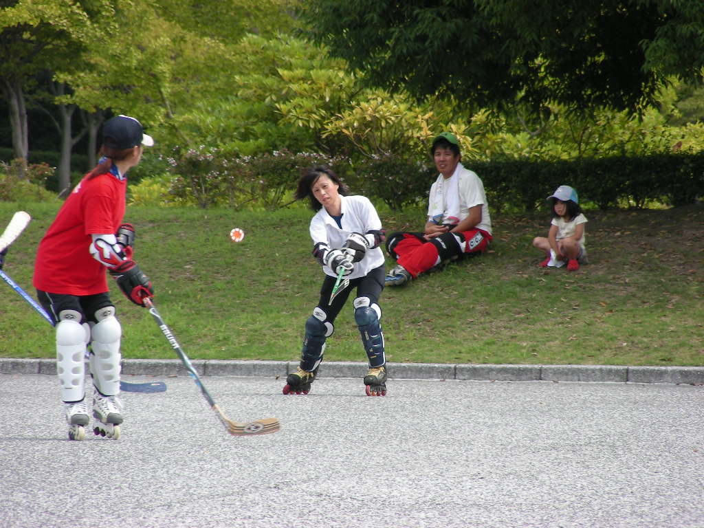 ���̉摜�̒��쌠��
Hiroshima Inline Hockey League(HIHL)�ɂ���܂��B�摜�f�[�^�̖��f�]�p�͌ł����f��\���グ�܂��B