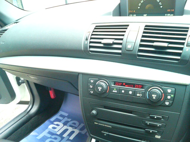 ���̉摜�̒��쌠��
Hiroshima Inline Hockey League(HIHL)�ɂ���܂��B�摜�f�[�^�̖��f�]�p�͌ł����f��\���グ�܂��B