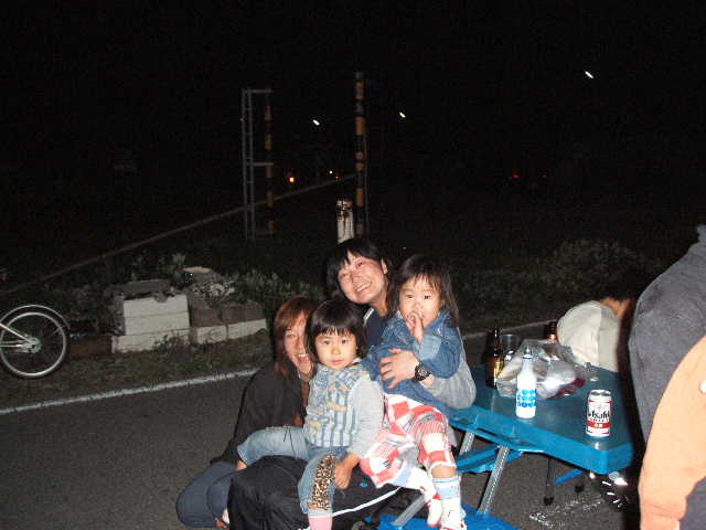 ���̉摜�̒��쌠��
Hiroshima Inline Hockey League(HIHL)�ɂ���܂��B�摜�f�[�^�̖��f�]�p�͌ł����f��\���グ�܂��B