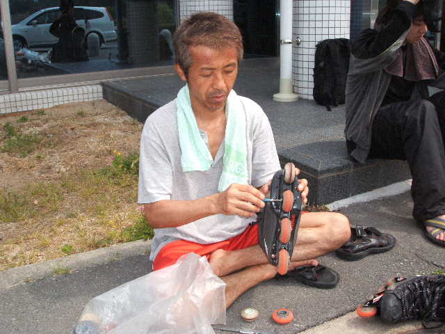 ���̉摜�̒��쌠��
Hiroshima Inline Hockey League(HIHL)�ɂ���܂��B�摜�f�[�^�̖��f�]�p�͌ł����f��\���グ�܂��B