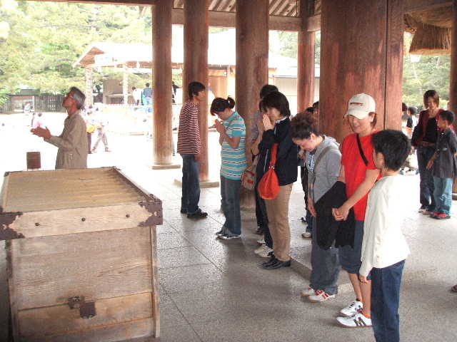 ���̉摜�̒��쌠��
Hiroshima Inline Hockey League(HIHL)�ɂ���܂��B�摜�f�[�^�̖��f�]�p�͌ł����f��\���グ�܂��B